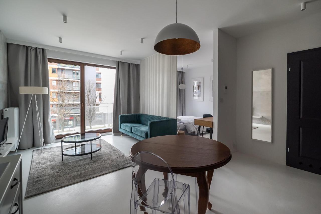 Wola Artistic Designer Apartment Варшава Экстерьер фото
